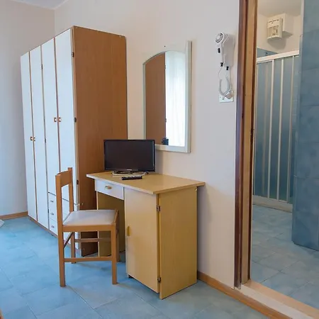 Falco 3* Ριτσιόνε