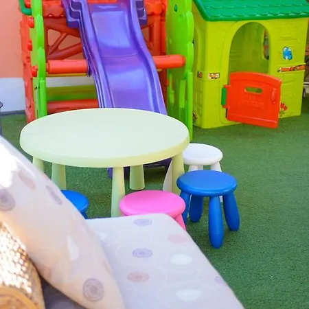 酒店 Falco 里乔内