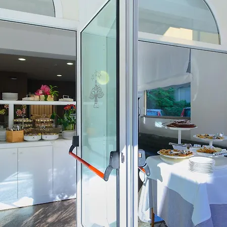 Falco Ριτσιόνε